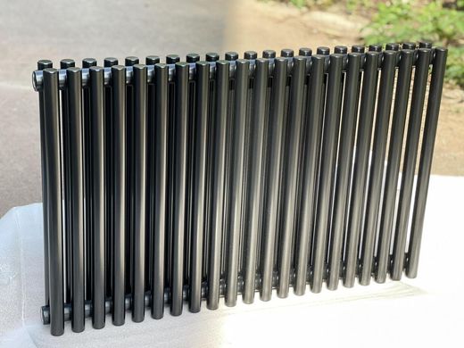 Горизонтальний радіатор Praktikum 2 H-500 мм, L-1223 мм Betatherm PV 2050/32  9005М 88 фото