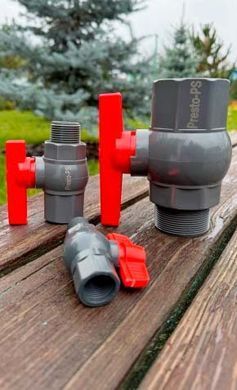Кран 1 1/2". шаровой, серый пластик (внутренняя/внешняя резьба) Presto-PS (PFV-0150) PFV-0150 фото